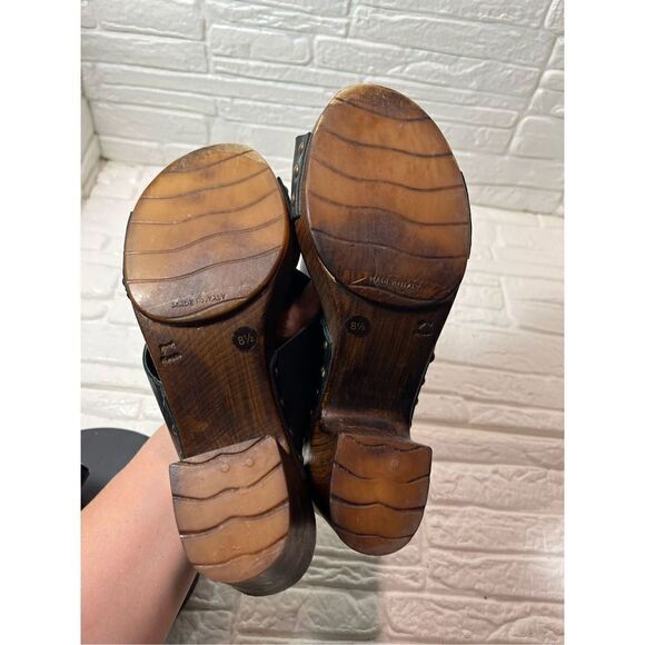 Kenneth Cole | Studded Leather Log Cabin Heels - Picture 7 of 7